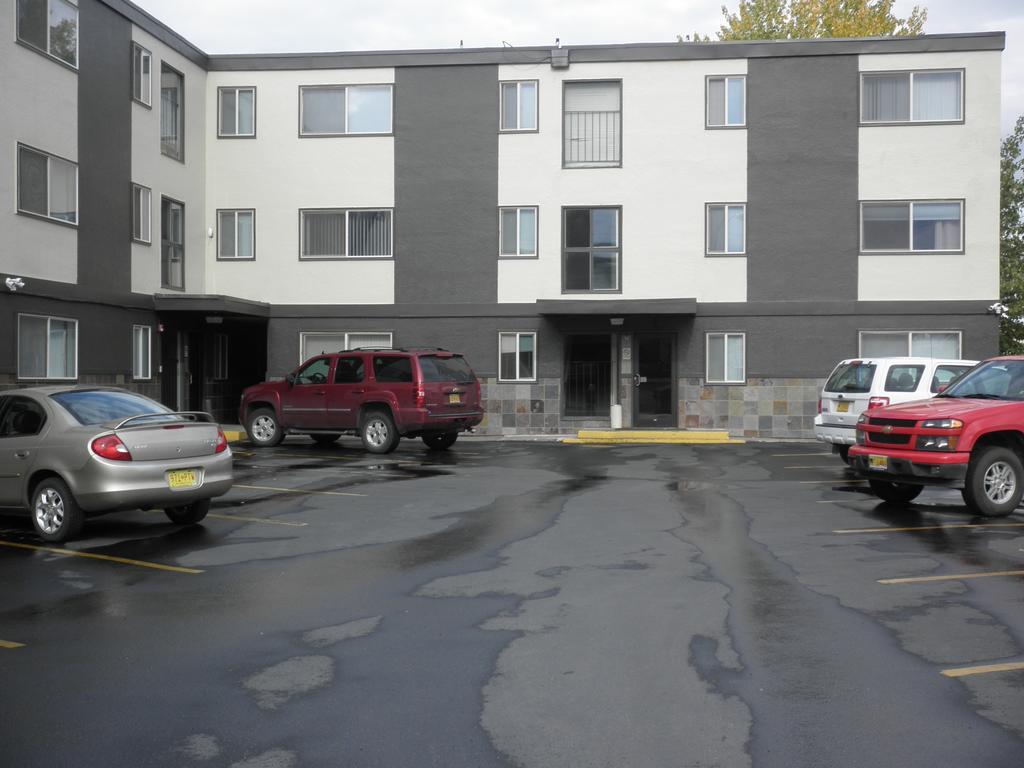 Anchorage Uptown Suites Kültér fotó