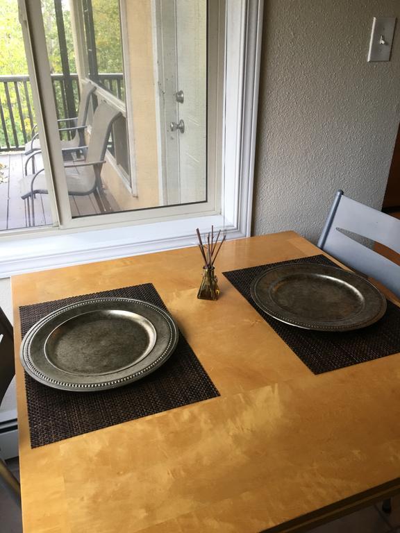 Anchorage Uptown Suites Kültér fotó