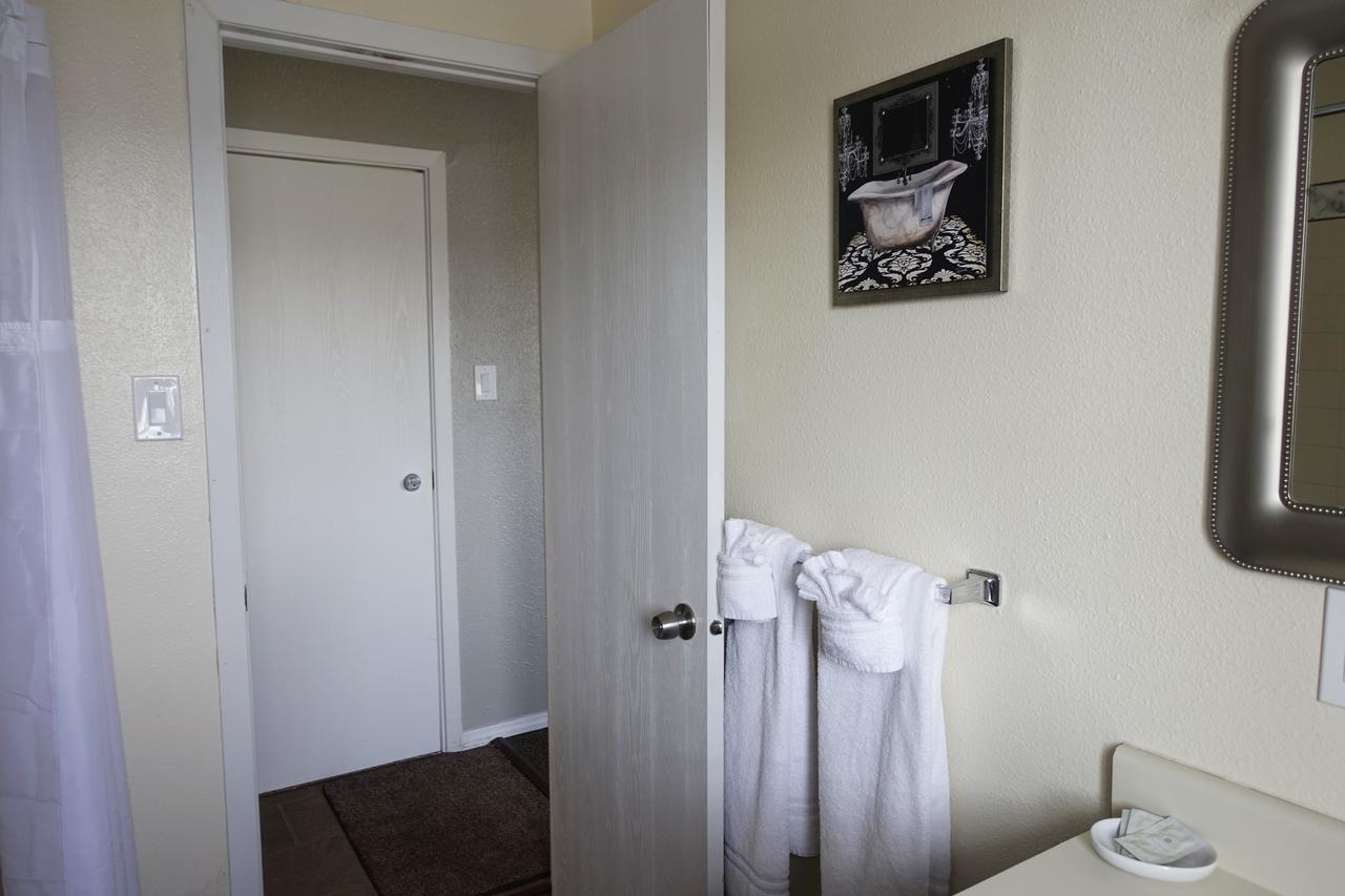 Anchorage Uptown Suites Kültér fotó