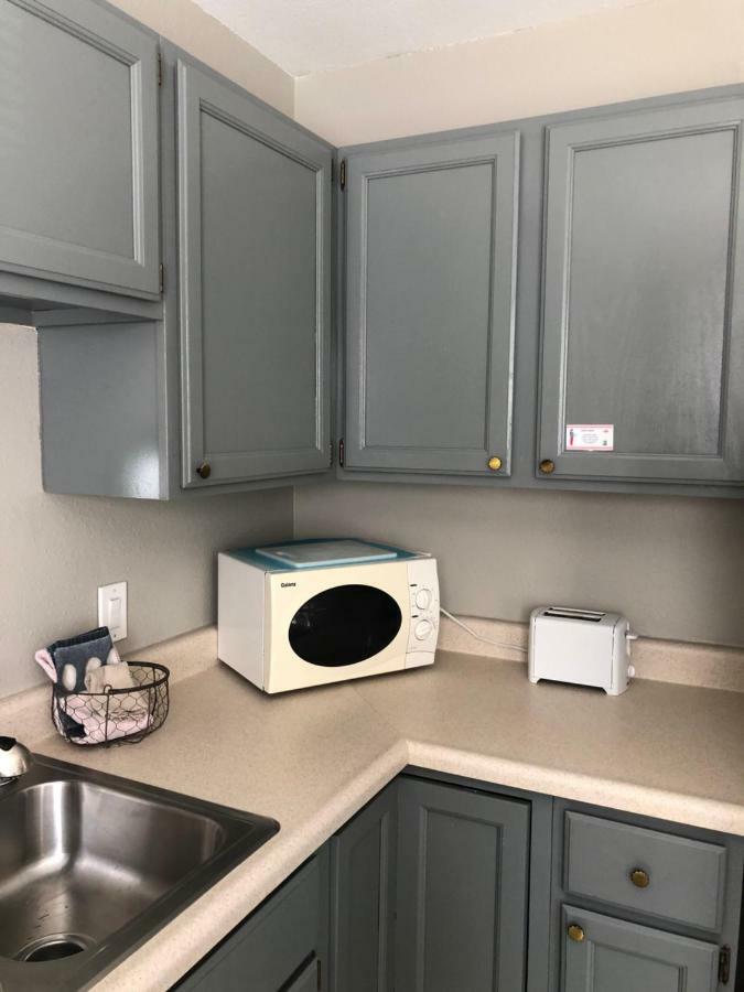 Anchorage Uptown Suites Kültér fotó