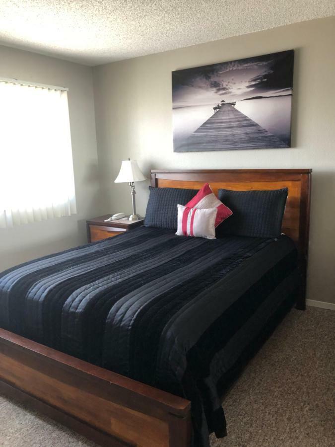 Anchorage Uptown Suites Kültér fotó