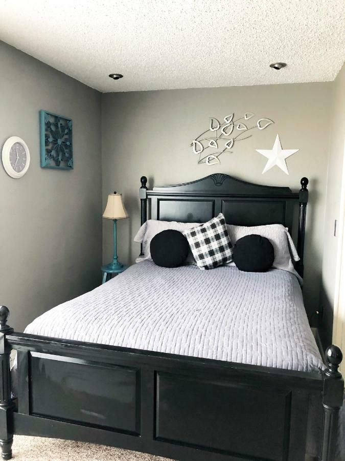 Anchorage Uptown Suites Kültér fotó