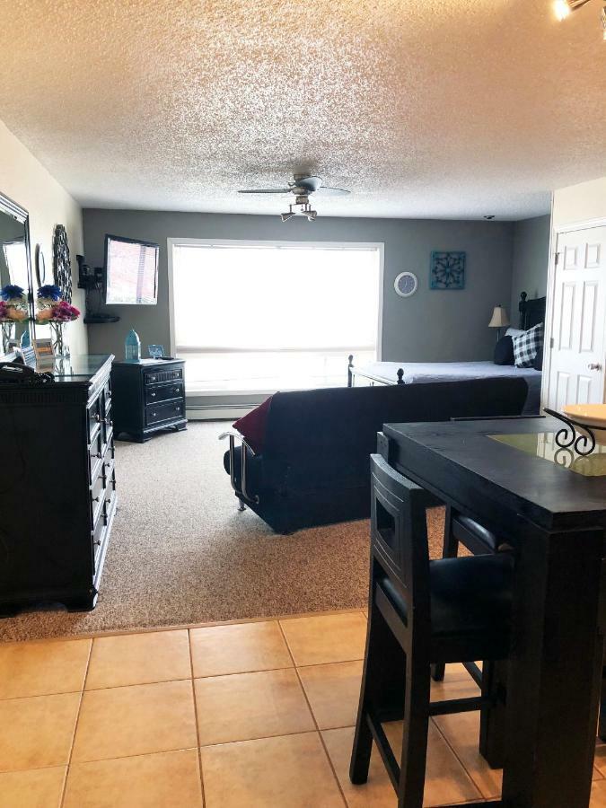 Anchorage Uptown Suites Kültér fotó